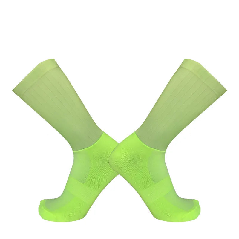 Anti Slip Silicone Summer Aero Socks Whiteline Cycling Socks Men Bicycle Sport Running Bike Socks Calcetines Ciclismo