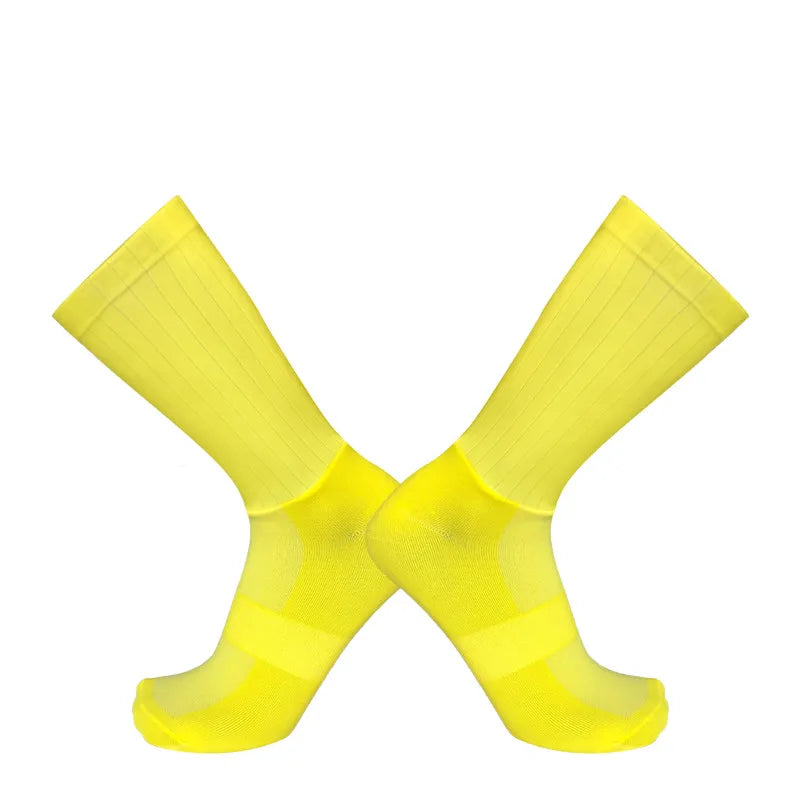 Anti Slip Silicone Summer Aero Socks Whiteline Cycling Socks Men Bicycle Sport Running Bike Socks Calcetines Ciclismo
