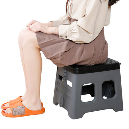 Portable Folding Toilet with Lid Travel Portable Potty Multifunctional Foldable Outdoor Camp Toilet for Emergencies